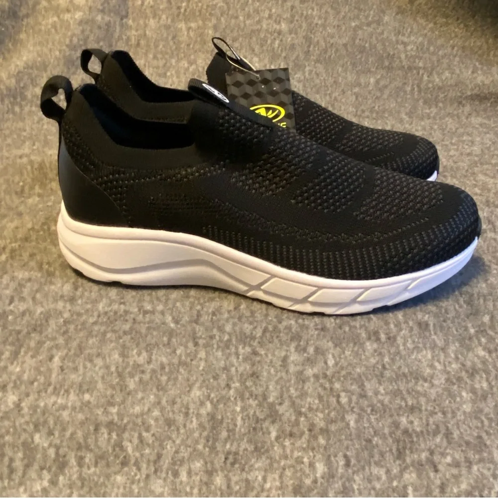 Athletic Works Shoes Mens Size Black Knit Slip-On Men's Size‎ 9 New
